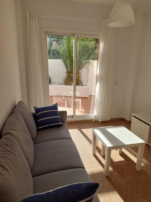 Piscina, Wifi, Patio Con Vistas Lejlighed Tarifa Eksteriør billede