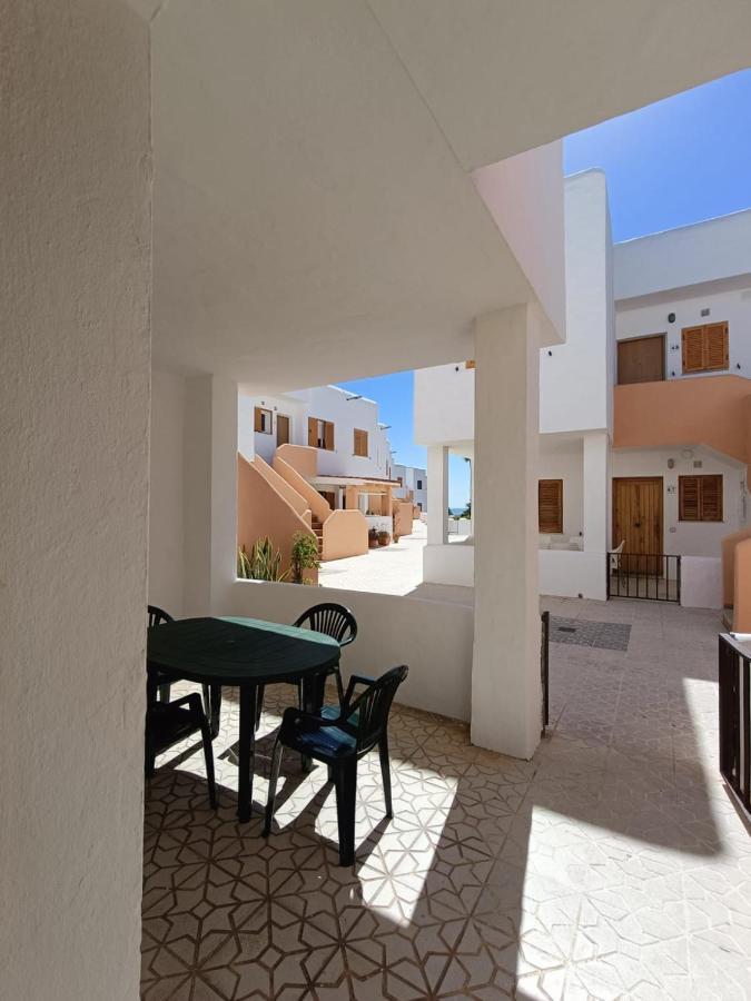 Piscina, Wifi, Patio Con Vistas Lejlighed Tarifa Eksteriør billede