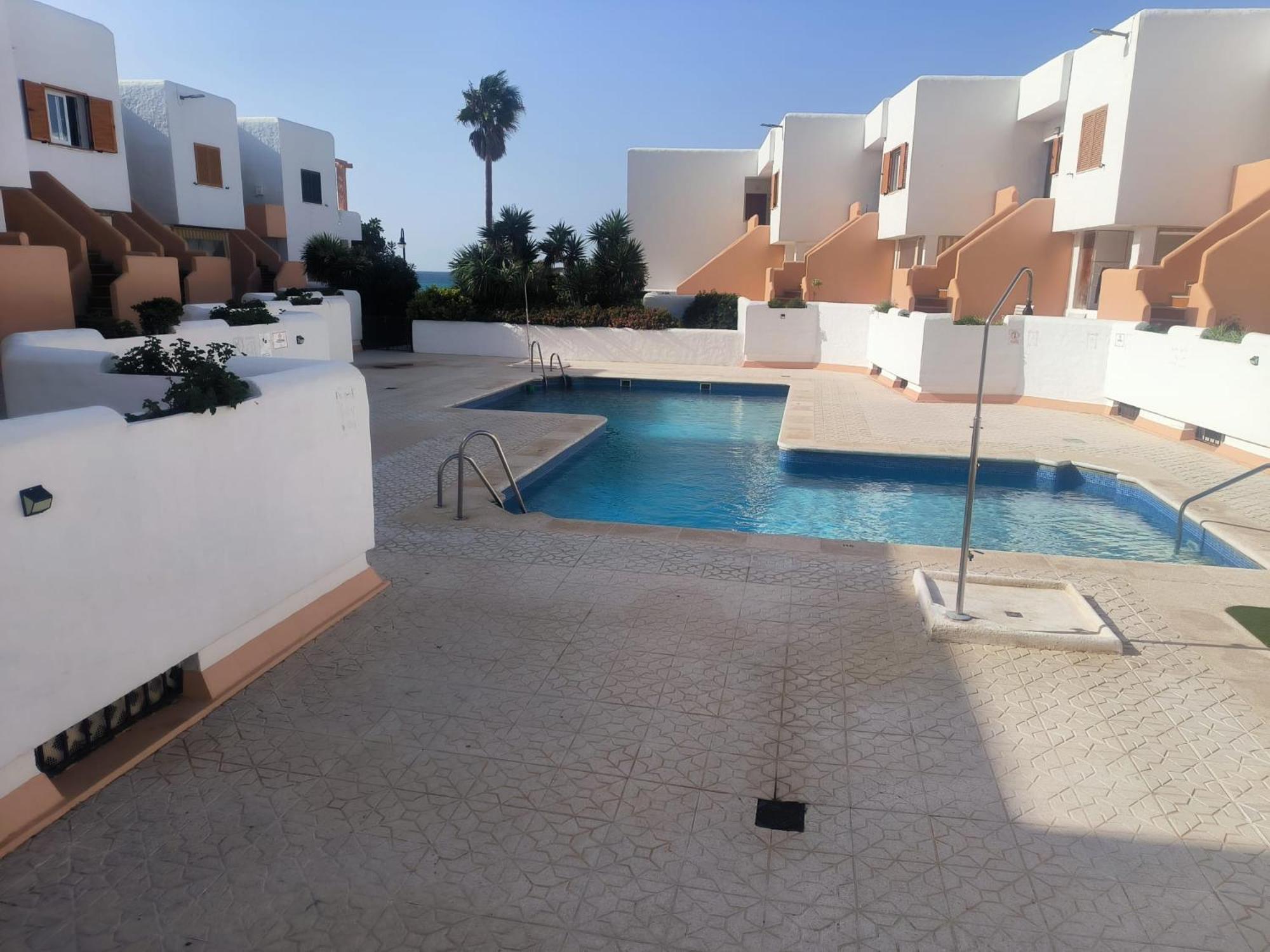 Piscina, Wifi, Patio Con Vistas Lejlighed Tarifa Eksteriør billede